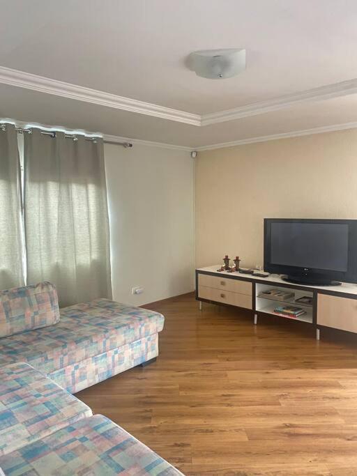 Sobrado Espacoso Em Santa Felicidade Curitiba Esterno foto